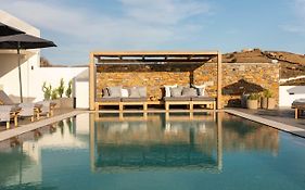 Chora Kythnos Suites Adults Only